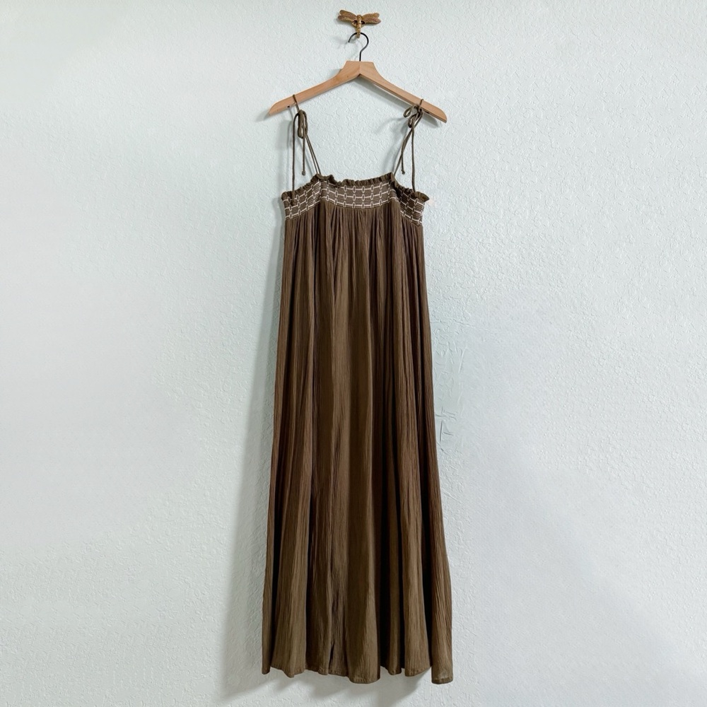 Miracle Berry•Boho Olive Green Crinkle Gauze Midi Dress•100% Rayon•Women’s